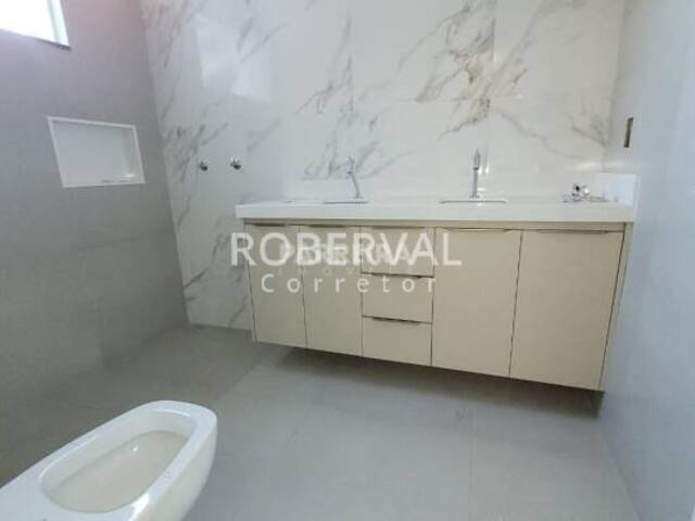 Casa para Venda em Bauru - 3