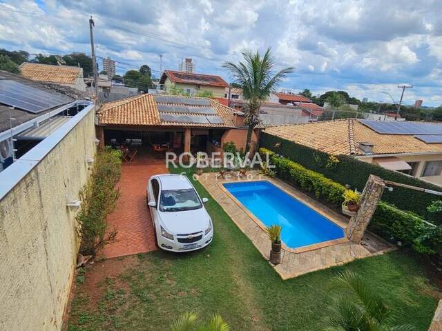 Casa para Venda em Bauru - 2
