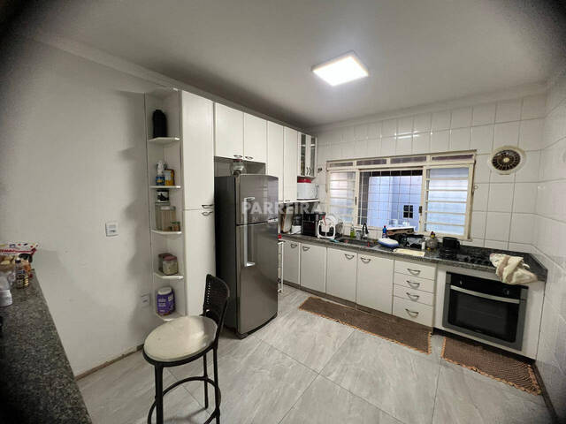 Casa para Venda em Bauru - 2