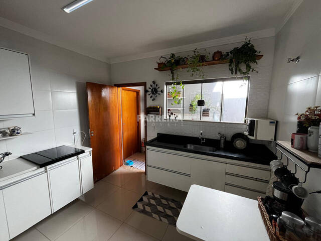 Casa para Venda em Bauru - 4